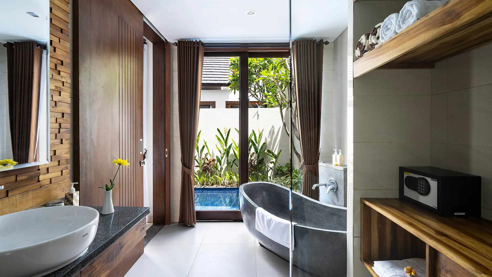 The Calna Villa Bali Kuta  Indonesia