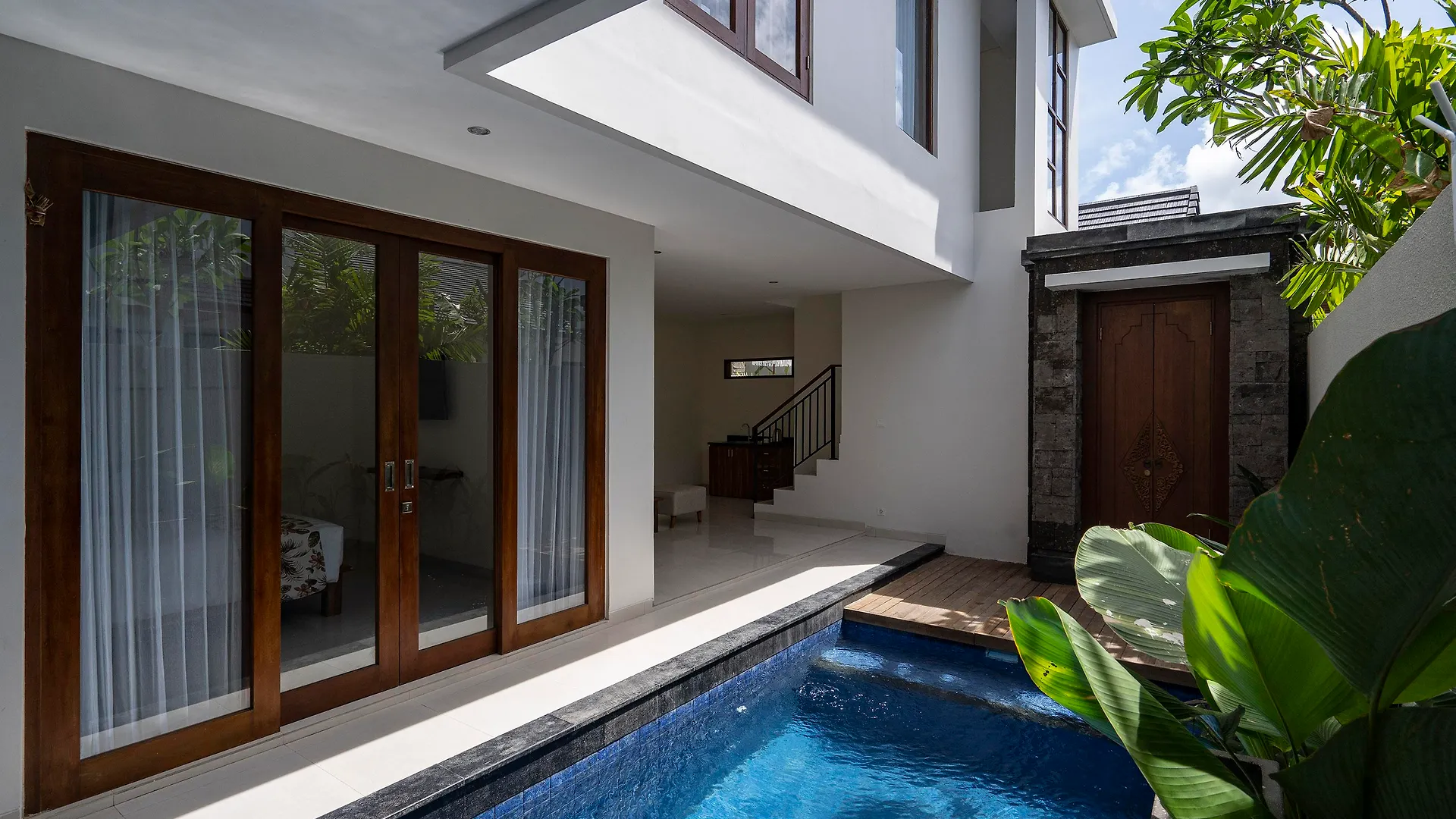 Hotel The Calna Villa Bali Kuta